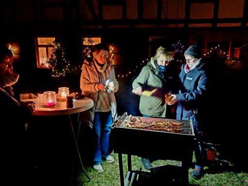 Leckere Bratwurst gab es auch